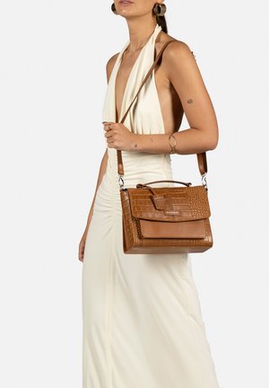 Burkely COOL COLBIE CITY - Handtas - cognac