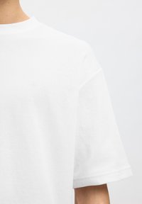 Selected SLHLOOSEOSCAR - T-Shirt basic - bright white