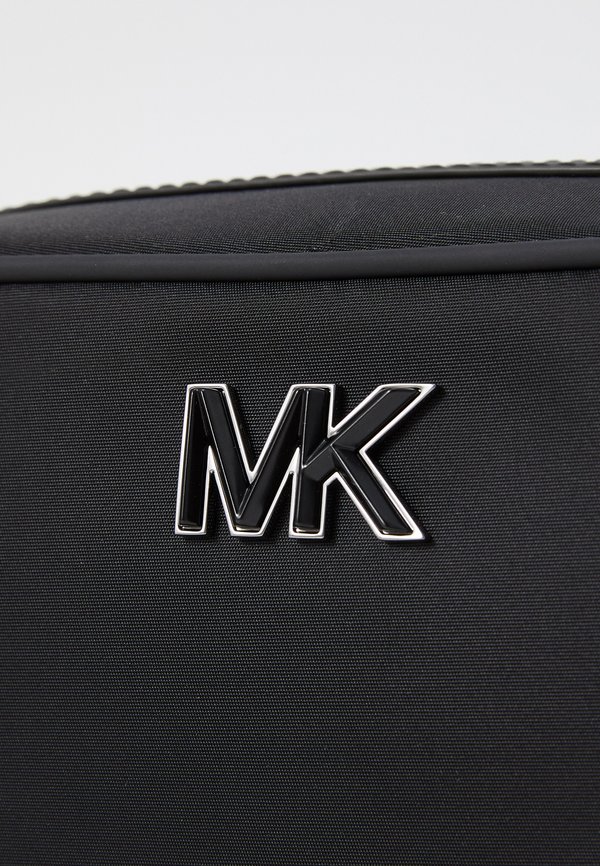 TOILETRY KIT UNISEX - Wash bag3