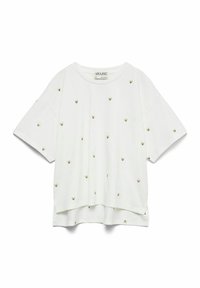 Hvid oversized T-shirt lavet af blødt stof, med små guld bjørneillustrationer jævnt fordelt over forsiden. Korte ærmer og afslappet pasform.