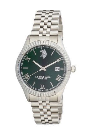 Orologio da polso in metallo argentato con quadrante nero, numeri romani, finestra per la data alle 3, logo U.S. Polo Assn. e cinturino a maglie.