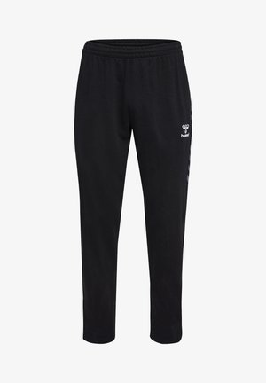 Černé tepláky z bavlněné směsi. Mají elastický pas, úzký střih a malé logo na levé noze s proužkem na boku.