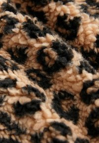 Next REGULAR FIT TEDDY BORG - Zimná bunda - animal print