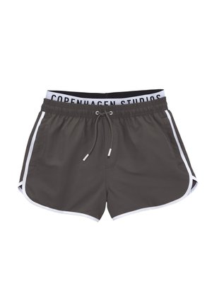 Graue Sportshorts mit weißen Akzenten, elastischem Bund mit Markennamen und Kordelzug. Leichter und atmungsaktiver Stoff.