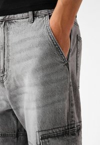 Bershka Kapsáče - light grey