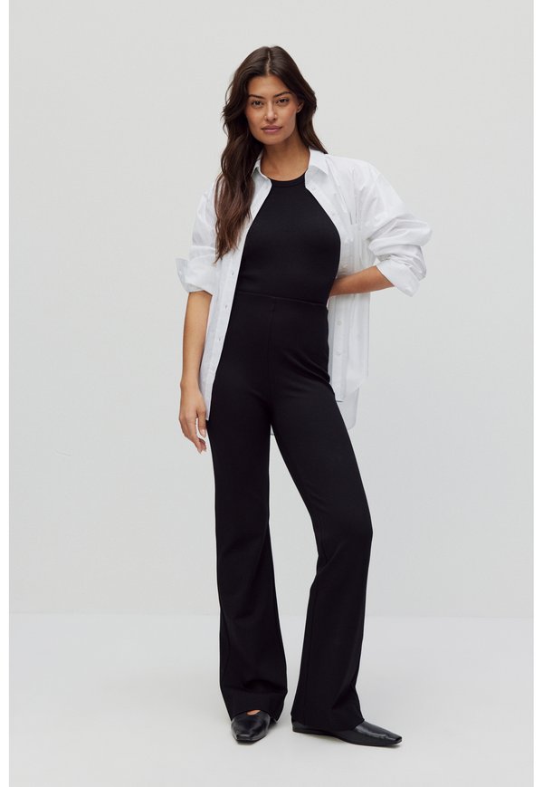 HANNAH SLIM FIT FLARE ELASTIC - Stoffhose