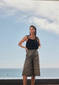 Next JORT - Jeans Shorts - leopard print