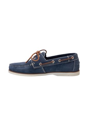 Marineblauwe suède bootschoen met witte stiksels, bruine leren veters en lichte zool, zijaanzicht.