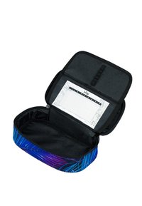 Federmäppchen mit Reißverschluss in einem blauen und lila abstrakten Muster, mit schwarzem Innenraum und einem transparenten Fach für Notizen oder Stundenpläne.