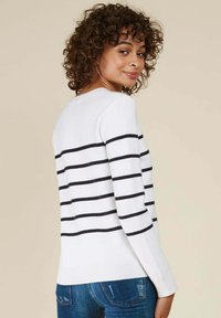 Andy & Lucy PASTIS - Pullover - blanc