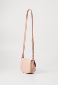 Armani Exchange BORSA TRACOLLA - Borsa a mano - milk punch