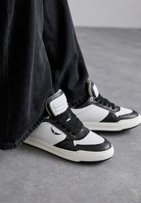 WINGS MAN  - Trainers - noir