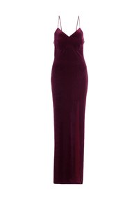 Robe maxi en velours bordeaux avec des bretelles spaghetti, un corsage ajusté et une fente latérale haute à la cuisse. La texture lisse met en valeur sa silhouette élégante.