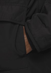 Nike Sportswear CLUB - Zimska jakna - black