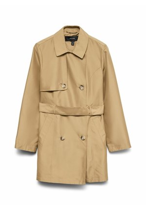 Trench-coat beige à double boutonnage avec col large, taille ceinturée, détails de boutons et poches latérales avant, présenté sur un fond blanc.