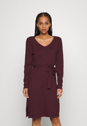 VIPILLA BELT V NECK DRESS - Abito in maglia - bordeaux