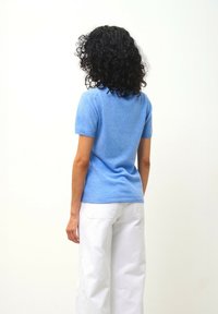 Authentic Cashmere COL V - T-shirt basic - sky