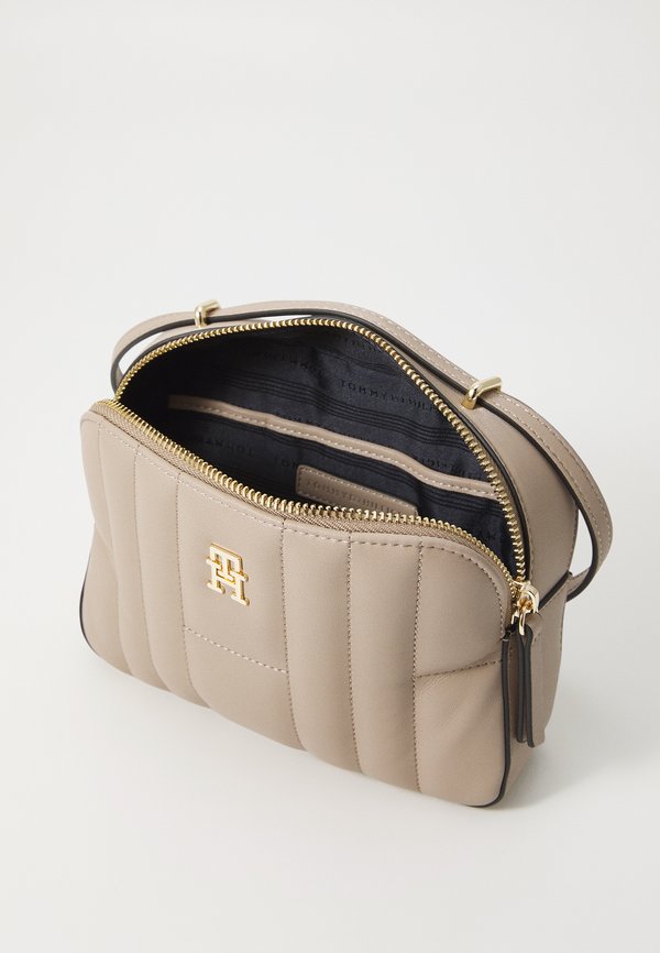 FEMININE CAMERA BAG - Cross body bag - coastal taupe3