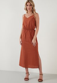 LELA Nappali ruha - brick red