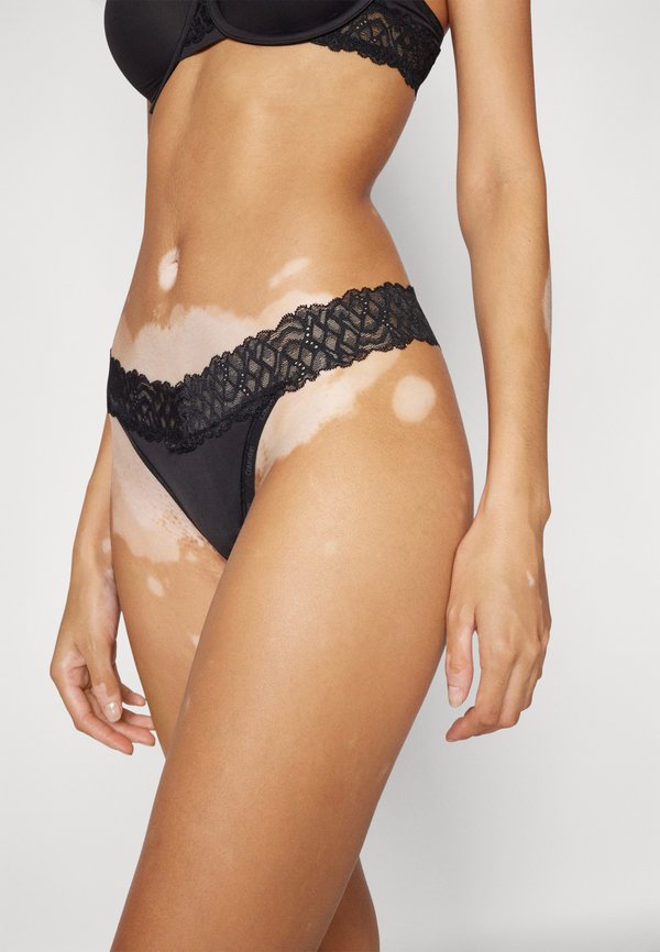 THONG CALVIN KLEIN ATTRACT - Thong4