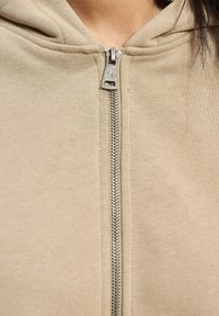 DEF HOODY - Lukuga pusa - taupe
