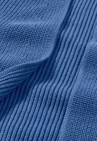 hessnatur Strickjacke - mittelblau