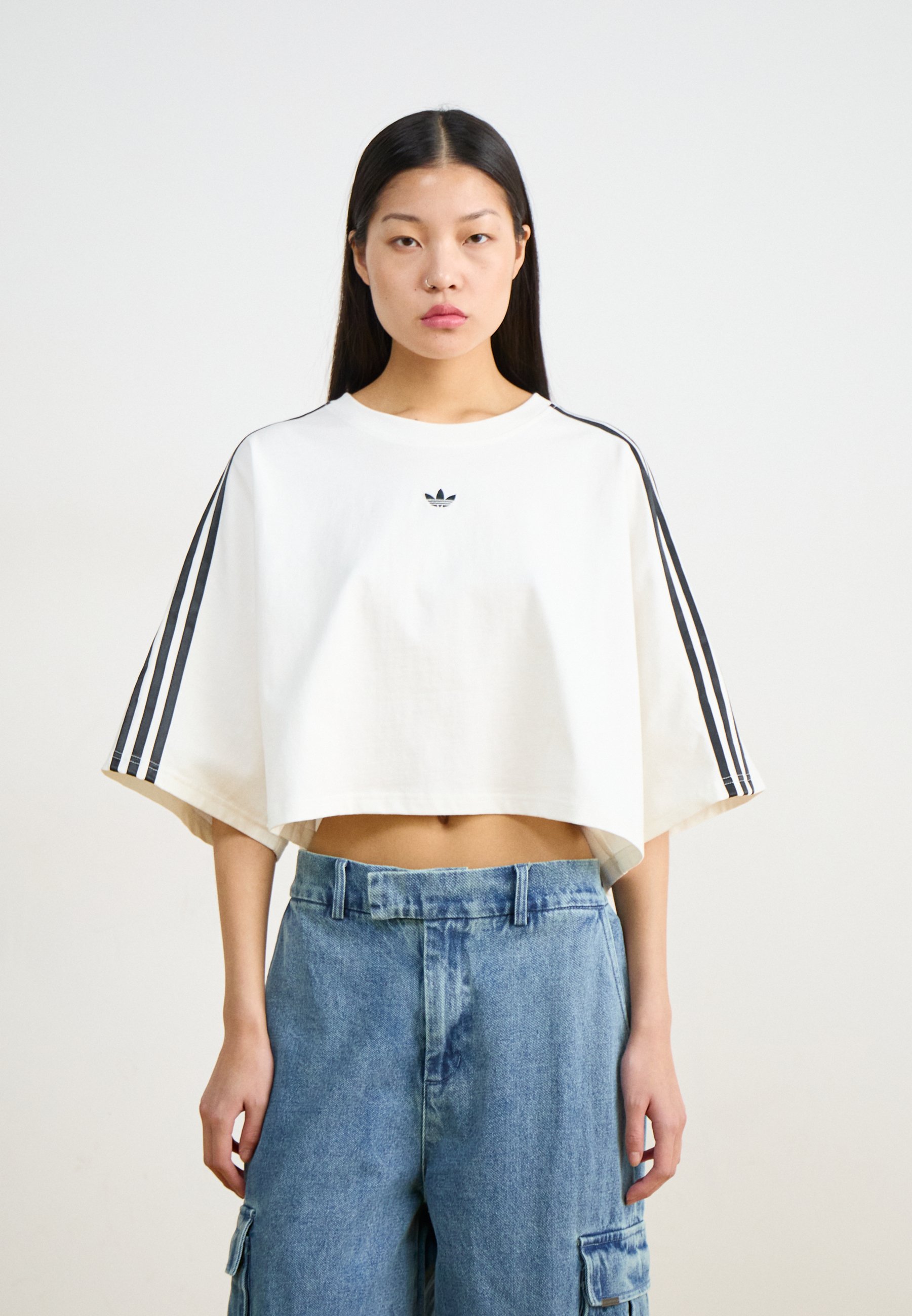 ★★Adairs★★ ADILENIUM 3 Boxy Oversized Tee White JY8886 T-shirts adidas Adilenium Season 3 Boxy Oversized Tee 'White