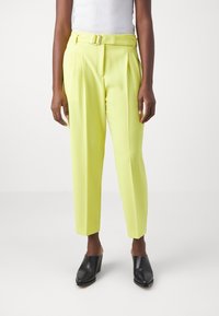 BOSS Tygbyxor - yellow