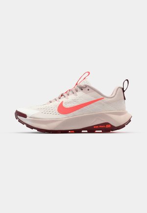 Nike Performance REACTX WILDHORSE 10 - Trail running shoes - sail/dark team red/silt red/hyper crimson/glacier blue