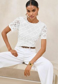 Lipsy REGULAR FIT 3D - Tričko s potlačou - cream