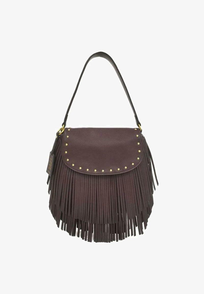 Borsa a tracolla in pelle marrone con un design frangiato, borchie dorate lungo la patta e un'unica tracolla. Texture liscia con dettagli di frange lunghe.