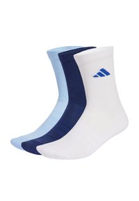 Tri para čarapa za posadu: svijetlo plave, tamno plave i bijele boje. Rebrasta tekstura s plavim Adidas logotipom na bijeloj čarapi.