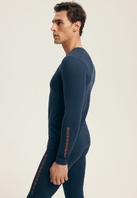 Henderson - Podkoszulki