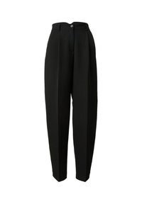 Zwarte hoge taille broek met een taps toelopende pasvorm, gemaakt van gladde stof, met een voorknopsluiting en scherpe plooien.
