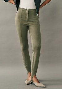 Next PONTE STIRRUP  TALL - Püksid - khaki green