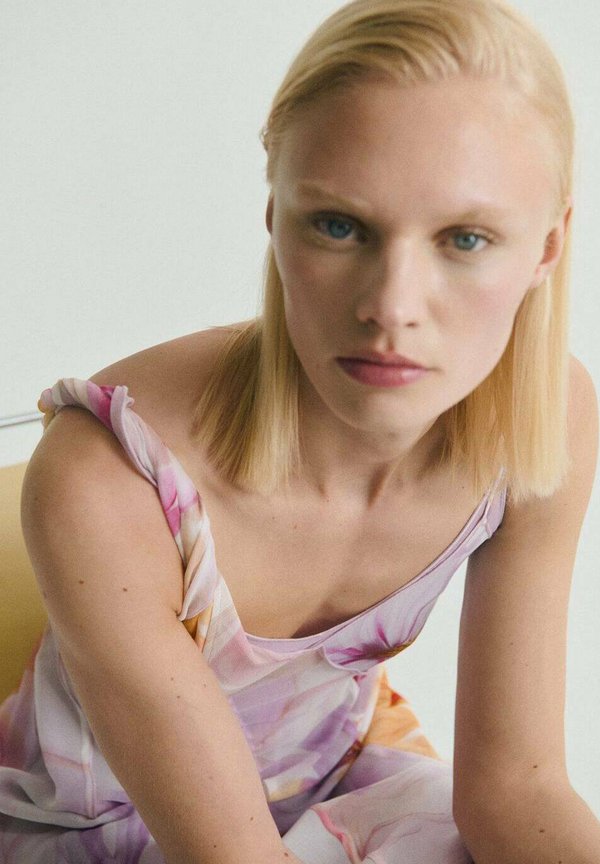 Maxi dress - light pastel purple4