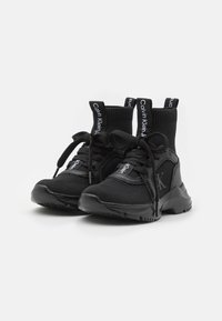 Calvin Klein Jeans UNISEX - Höga sneakers - black