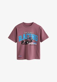 Neselectat, berry red racing