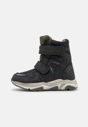 Winter boots - black