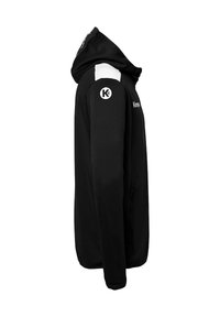 Zwarte hoodie gemaakt van zachte stof met een witte accent op de schouder en een logo op de linkerarm. Voorzien van een ritszakken.