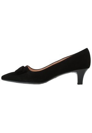 Black suede kitten heel shoe with pointed toe and a small bow on the front side.