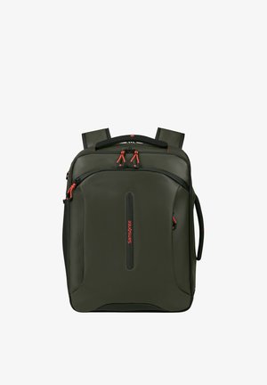Mochila Samsonite de color verde oscuro con múltiples compartimentos con cremallera, correas acolchadas para los hombros y tiradores de cremallera naranjas.