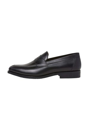 Schwarzer Leder-Herrenschuh mit flachem Absatz, abgerundeter Spitze und gestickten Details an der Oberseite und dem Riemen.