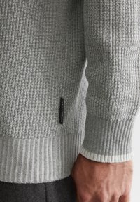 Marc O'Polo CREW NECK STRUCTURED WITH TIPPING - Strickpullover - grey melange