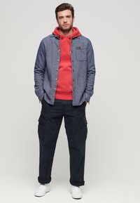 Superdry & Co ESSENTIAL LOGO  - Jersey con capucha - cranberry crush red