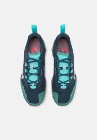 Nike Performance REACT WILDHORSE 8 - Scarpe da trail running - armory navy/pale ivory/bicoastal/green frost/vivid grape