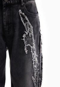 FAVELA PATCH UNISEX - Blugi loose fit - black washed