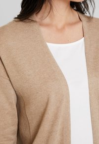 Esprit Chaqueta de punto - beige