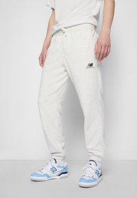 New Balance Pantalones deportivos - mottled light grey