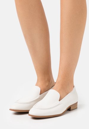 WONDERS, Chaussons - white